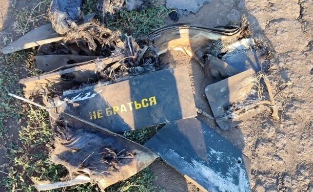 У Києві уламки дронів впали на територію школи