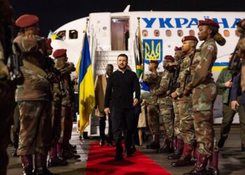 Зеленський прибув у ПАР з робочим візитом