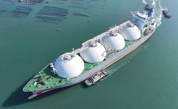 Україна підписала третій контракт на газ зі США