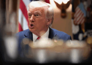 Трамп опублікував обіцяний “важливий” пост