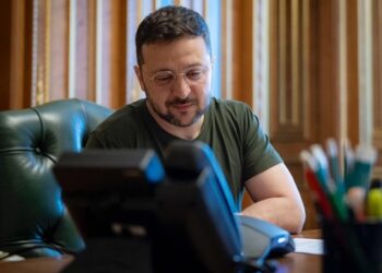 Зеленський вперше поговорив з Папою Левом XIV