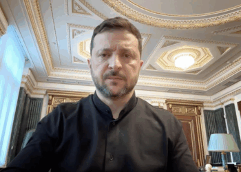 Перемовини мають бути з Путіним – Зеленський