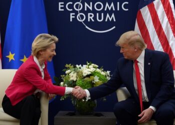 Трамп відклав мита на імпорт з ЄС