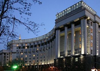 Україна пропустить виплату боргів на $665 млн