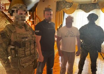 Викрито масштабну схему видобутку бурштину – ОГП