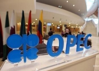 Вісім країн ОПЕК+ домовилися наростити видобуток нафти в липні – ЗМІ