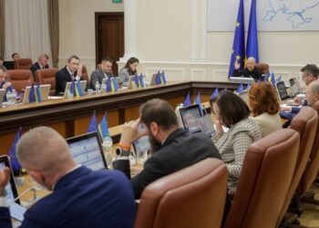 Уряд вирішив збільшити видатки на 449 млрд