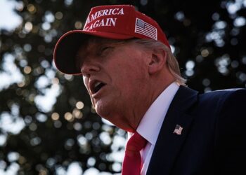 Улюблена газета Трампа закликала озброїти Україну