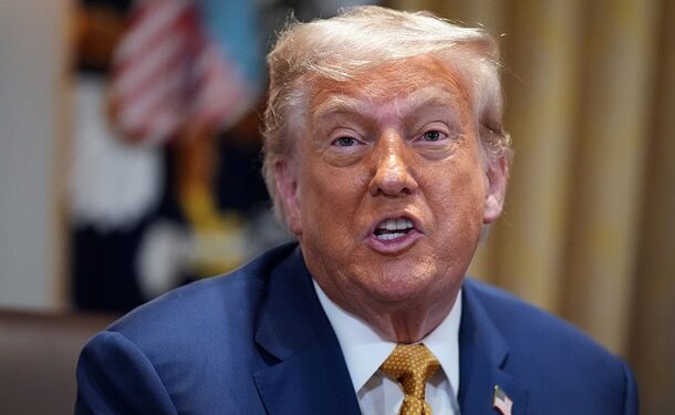 Трамп пригрозив Путіну “невеличким сюрпризом”