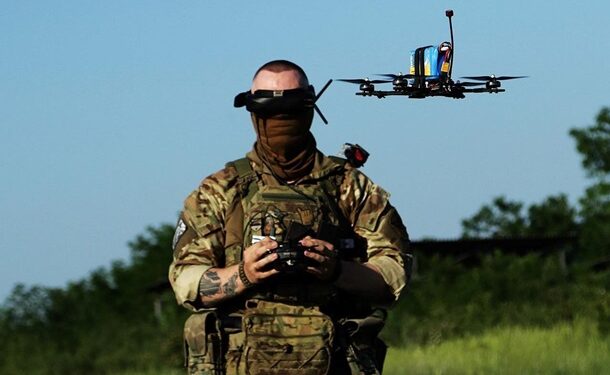 Контракт 18-24 запустять для операторів дронів