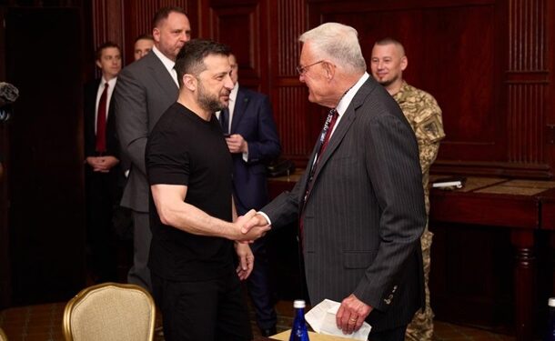 Зеленський зустрівся з Келлогом у Вашингтоні