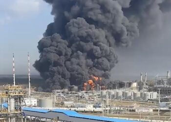 Дефіцит пального у Росії сягнув 20% – Зеленський