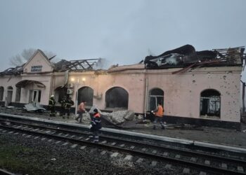 В Україні виникли затримки поїздів після атаки РФ