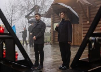 Зеленський вшанував пам’ять героїв Небесної Сотні