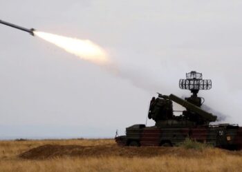 Росія атакувала Україну ракетою та 104 дронами