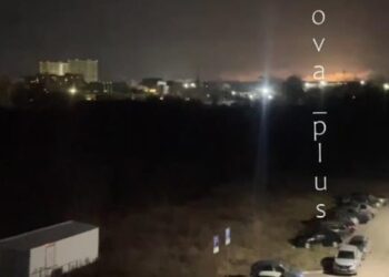 Дрони атакували один з найбільших НПЗ в Росії