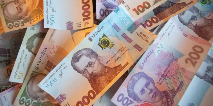 В Україні стартували виплати 6500 грн для вразливих категорій громадян