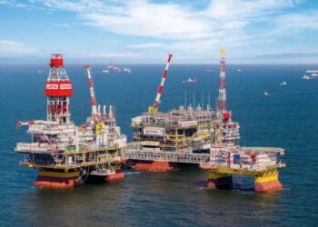 Україна вперше вдарила по нафтовидобутку РФ: зупинена платформа у Каспійському морі, – джерела