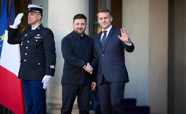 Зеленський провів зустріч із Макроном у Парижі