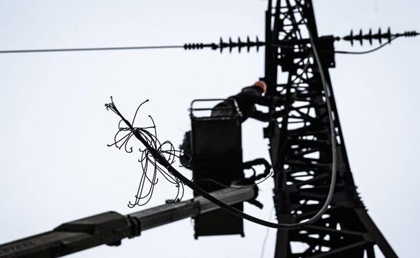 На Дніпропетровщині без світла 800 тис. споживачів