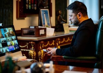 Опалення у Києві: Зеленський доручив “розібратися”