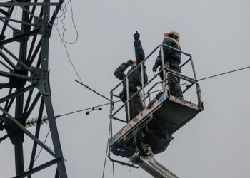 У двох областях аварійні відключення світла