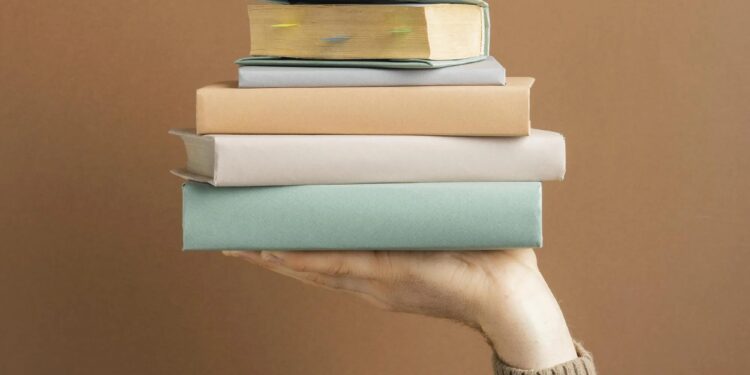 Підручник, що не нудний: як шкільна література може бути цікавою