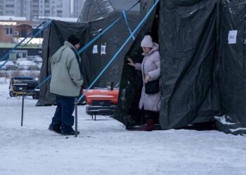 Відомо, скільки будинків у Києві досі без тепла