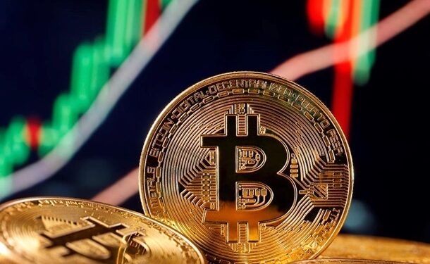 Біткоїн впав до найнижчого рівня після переобрання Трампа