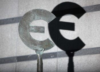 Курс євро оновив історичний максимум в Україні