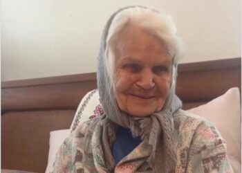 Ольга Фреймут показала кадри з дня народження своєї 91-річної бабусі