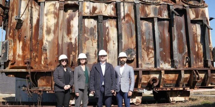 Делегація США оглянула зруйновану підстанцію – Укренерго озвучило суми допомоги