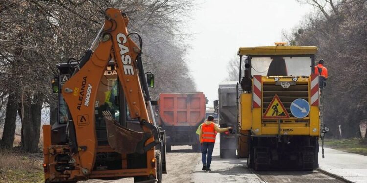 Київщина виділяє рекордні 700 мільйонів на ремонт доріг у 2026 році – ОВА