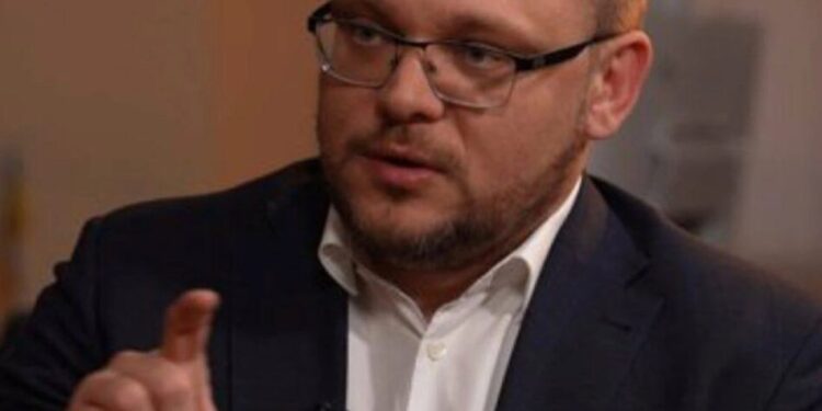 Директор НАБУ Кривонос привласнив крадену землю на Київщині, записавши її на племінницю – експерт