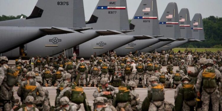 США готують 82-гу десантну дивізію і перекидають авіацію для можливих ударів по Ірану