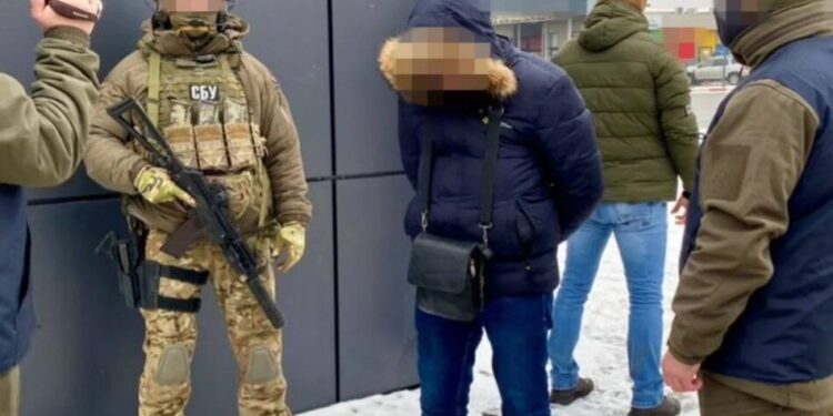 Збирав для рф дані про танк "Оплот" – чоловіка засуджено до 14 років
