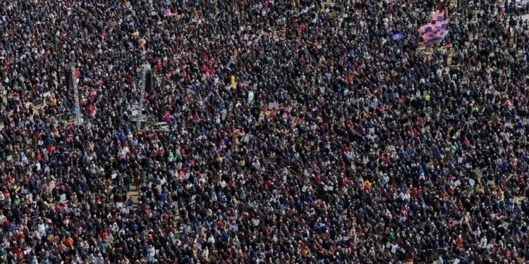 Акції "No Kings" охопили США через війну в Ірані та політику Трампа