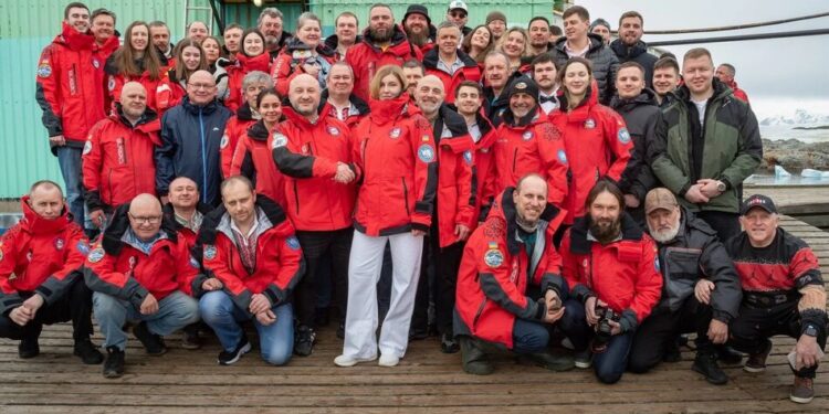 На станції "Академік Вернадський" почала роботу нова українська експедиція