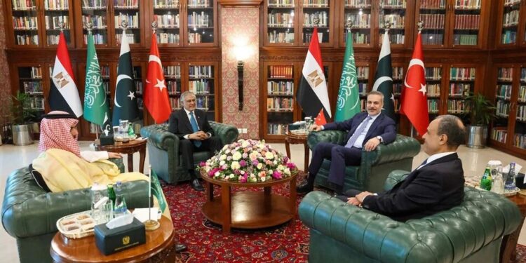 Пакистан заявив про готовність організувати переговори між США та Іраном