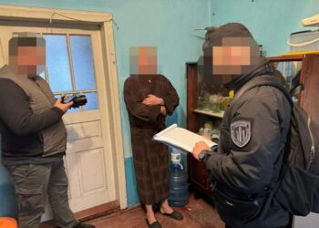 ДБР викрило схему незаконного вивезення військових з навчального центру на Рівненщині