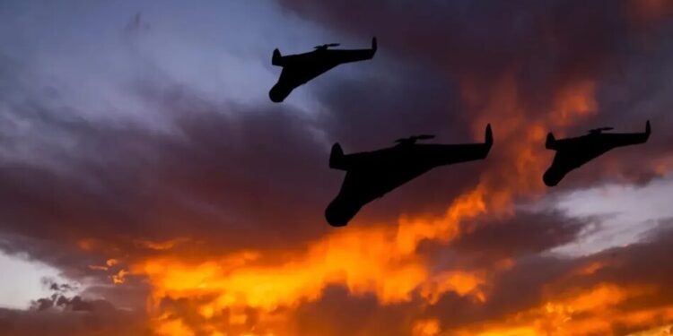 Масована атака дронів на москву та НПЗ під санкт-петербургом: перші подробиці