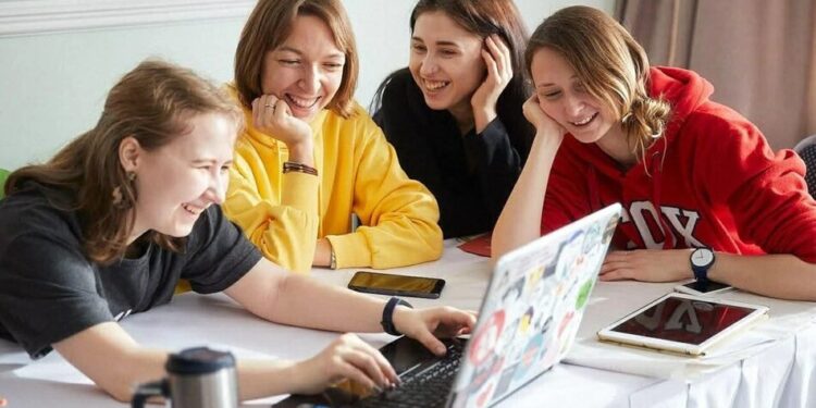 Як насправді працює формат складчини і чому він викликає інтерес