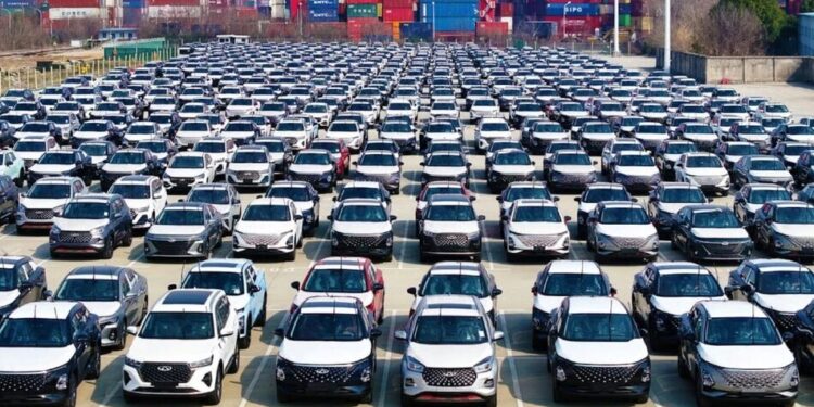 США не допустять китайські автомобілі з Канади на свій ринок, заявив посол Трампа