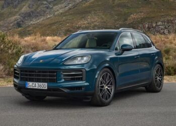 Porsche оголосила про розробку нової версії Cayenne з двигуном внутрішнього згоряння