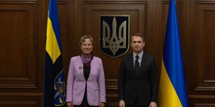 Генпрокуратура закрила понад 9 тисяч кримінальних справ проти бізнесу – Кравченко на бізнес-омбудсменом