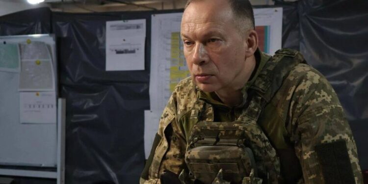 Головком ЗСУ Сирський назвав головний ефект атак по нафтових і військових об’єктах рф