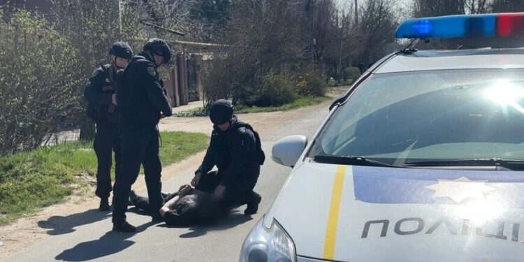 Стрілянина з вибухом посеред вулиці в Одесі – поліція розпочала кримінальне провадження