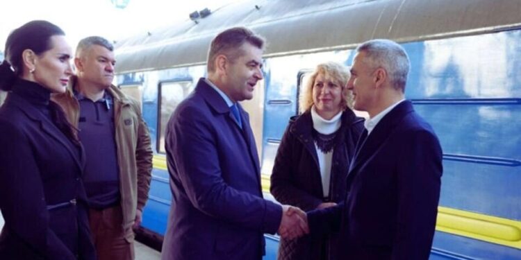 До Києва прибув в.о. прем'єра Болгарії з урядовою делегацією