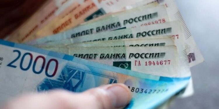 Економіка росії увійшла у штопор та демонструє критичне падіння – розвідка