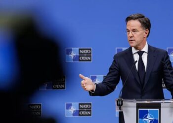 Рютте не став коментувати можливе перенаправлення США озброєння з України на Близький Схід – надходження тривають